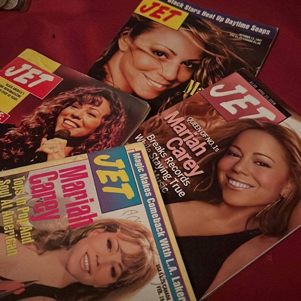 Magazine antique. Purchase looking for my grandparents issue for anniversary.